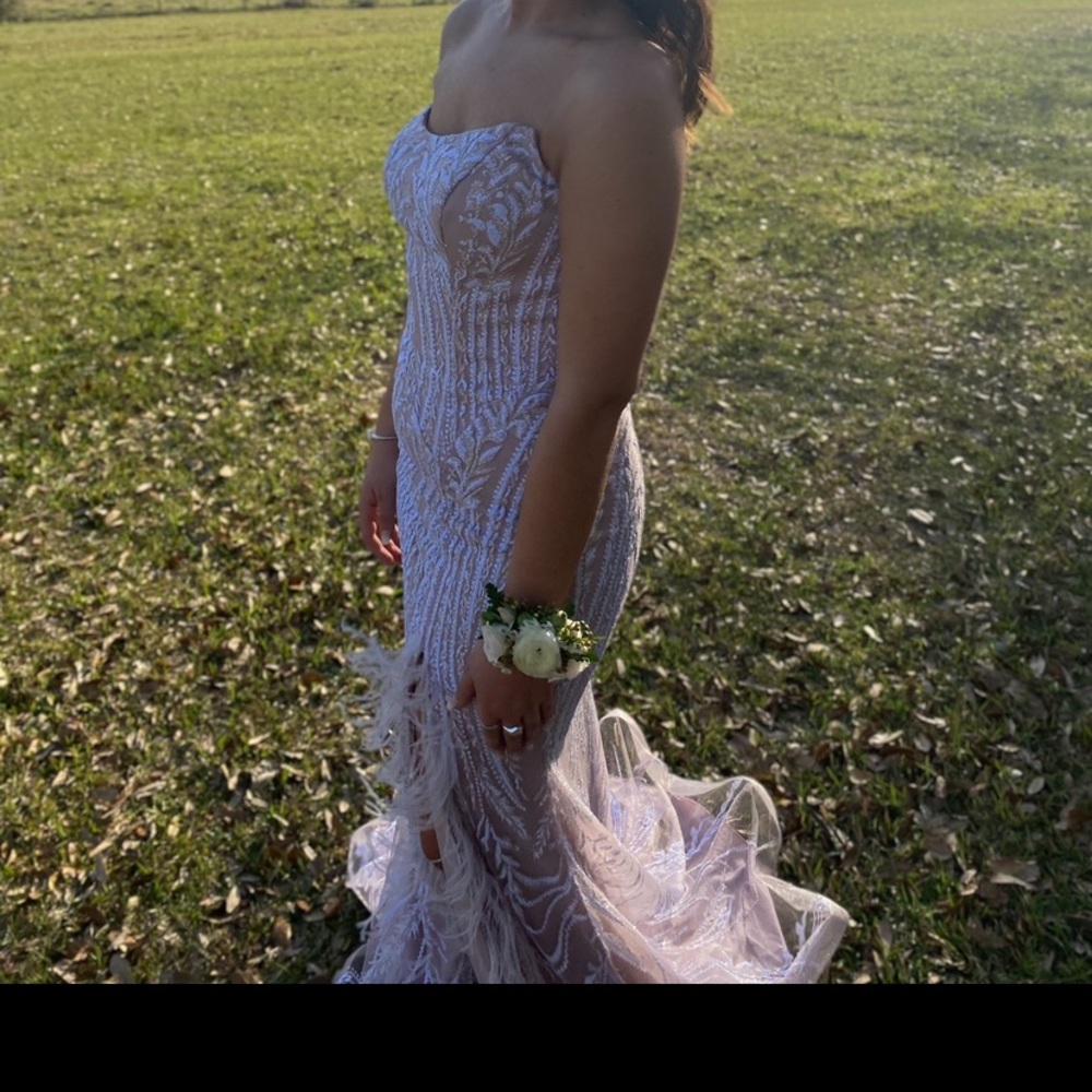 size 4/6 - Picture 2 of 2